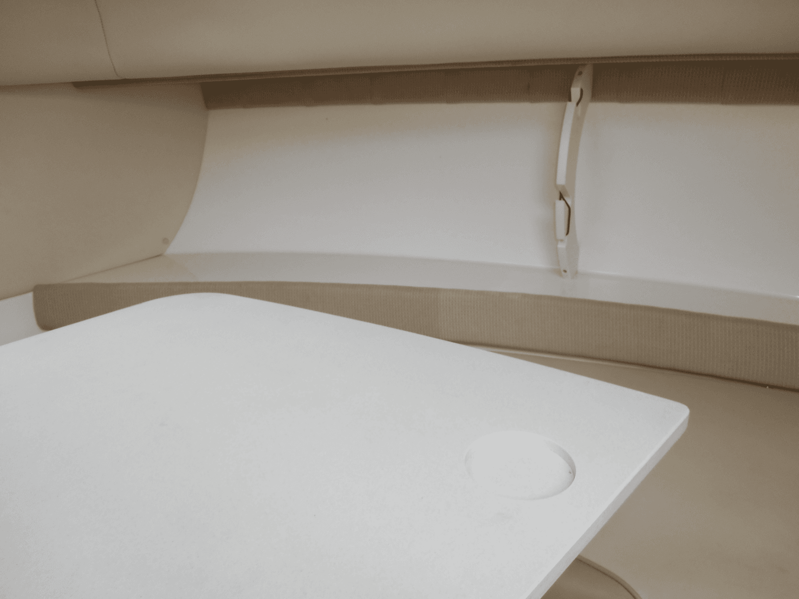 2004 Boston Whaler 255 Conquest - Photo 19