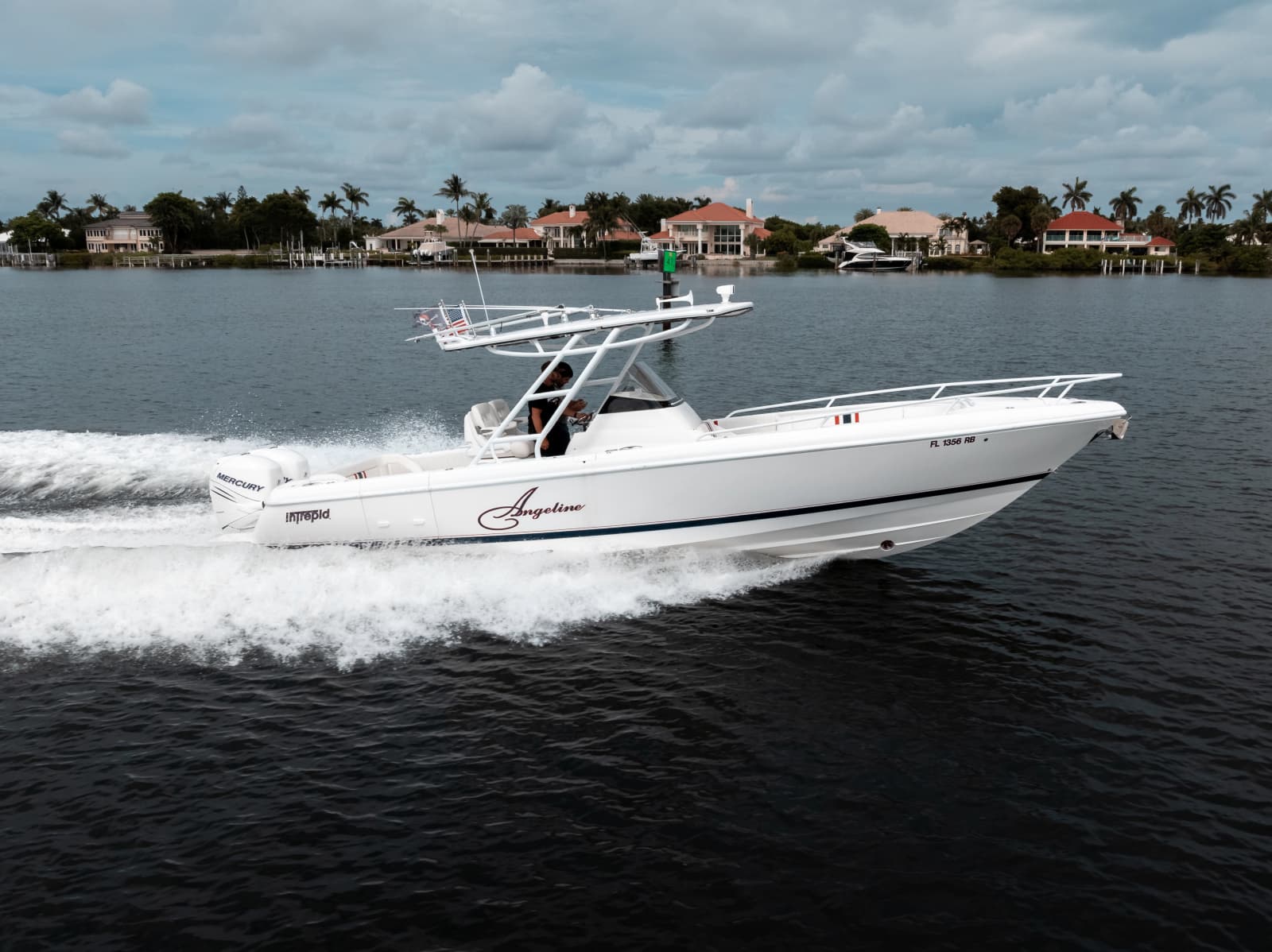 2015 Intrepid 327CC - Photo 1