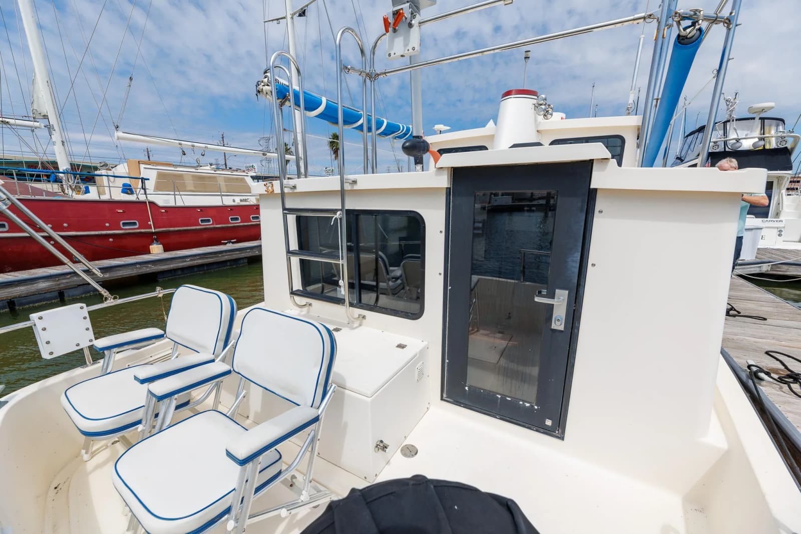 2000 Nordic Tugs 32 - Photo 18