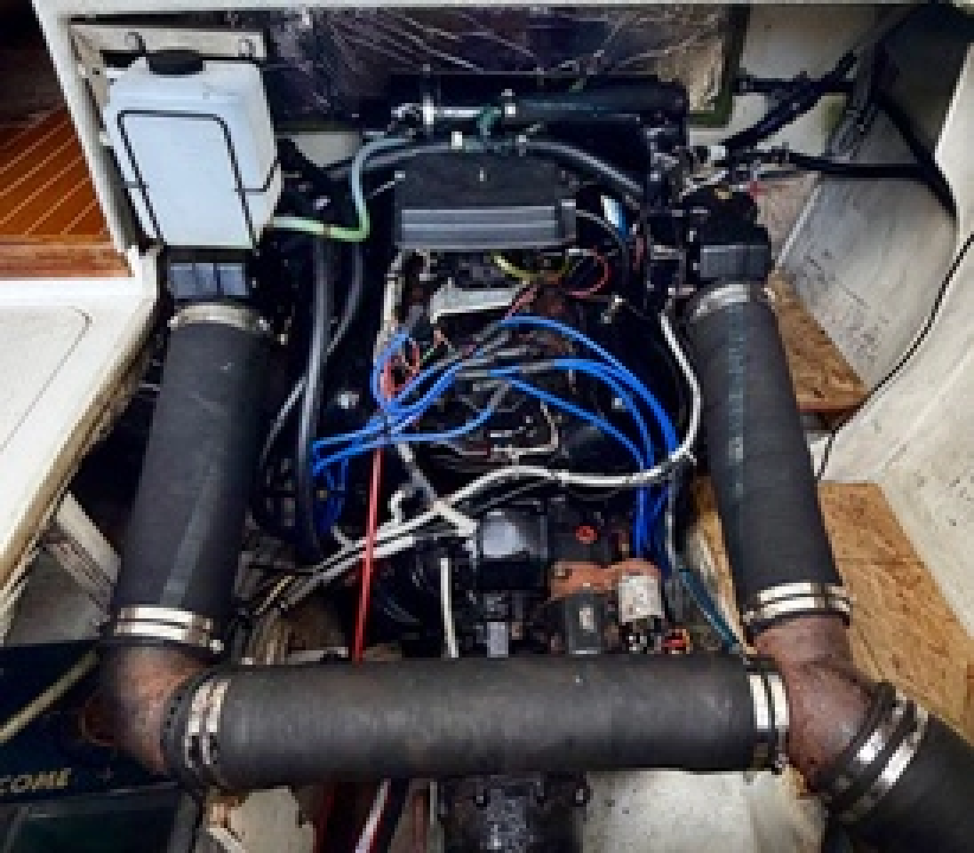 1986 Bertram 33 Sport Fisherman - Photo 17