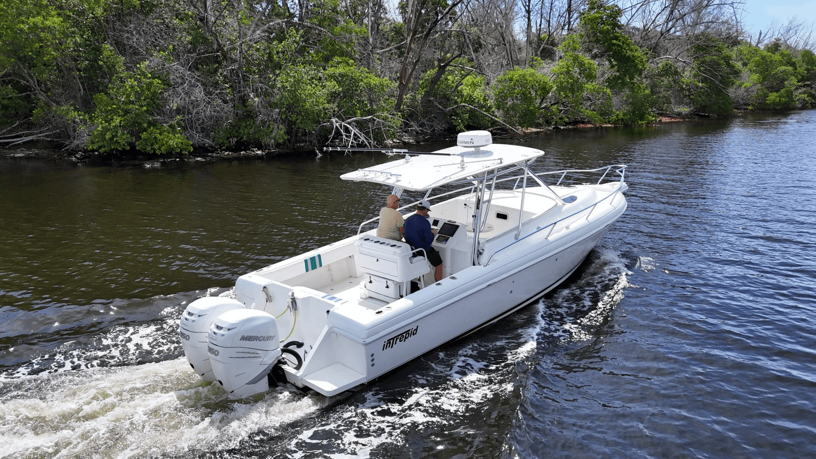 2004 Intrepid 348 WA - Photo 2