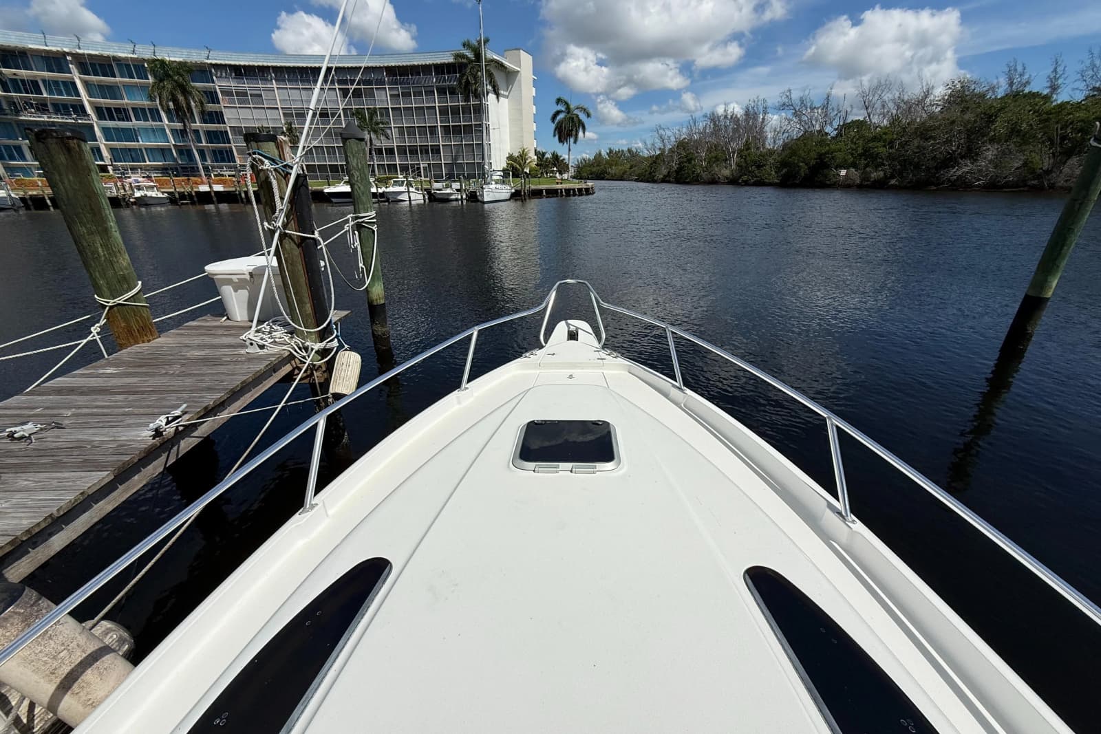 2004 Intrepid 348 WA - Photo 9