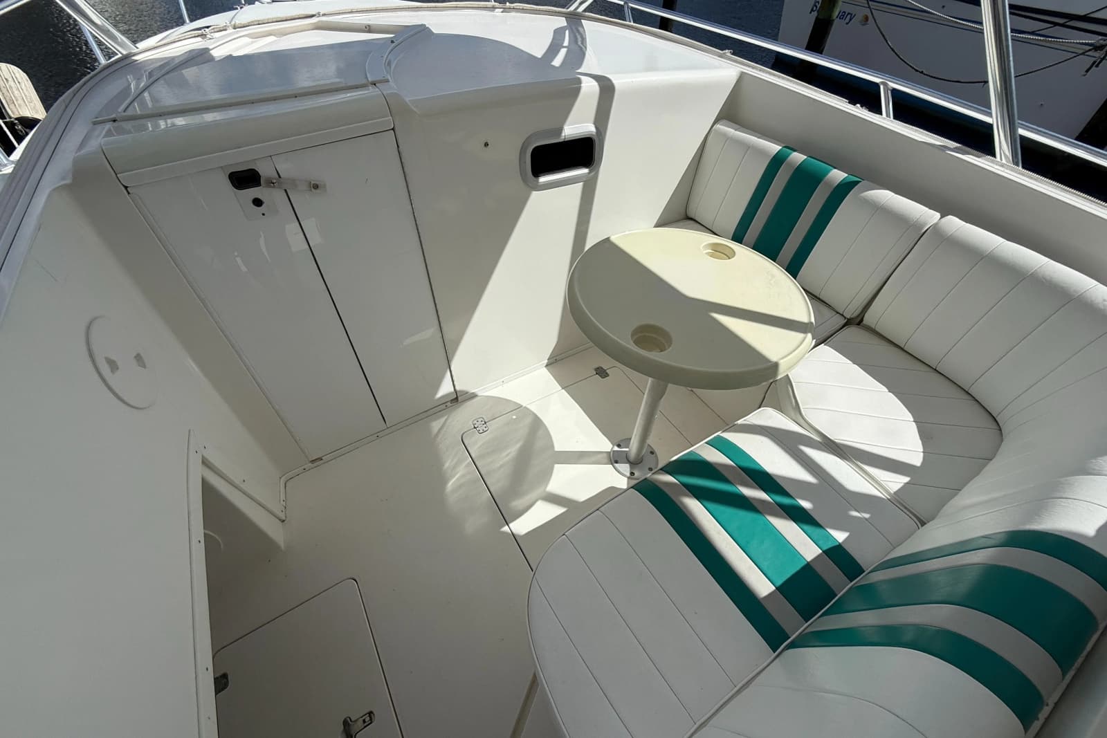 2004 Intrepid 348 WA - Photo 18