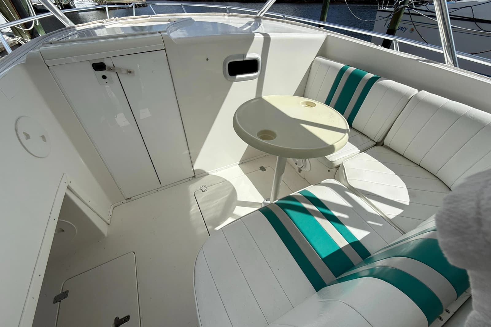 2004 Intrepid 348 WA - Photo 16