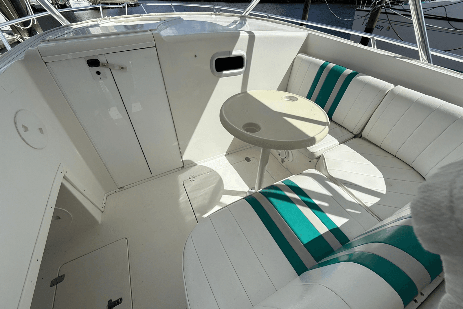 2004 Intrepid 348 WA - Photo 16