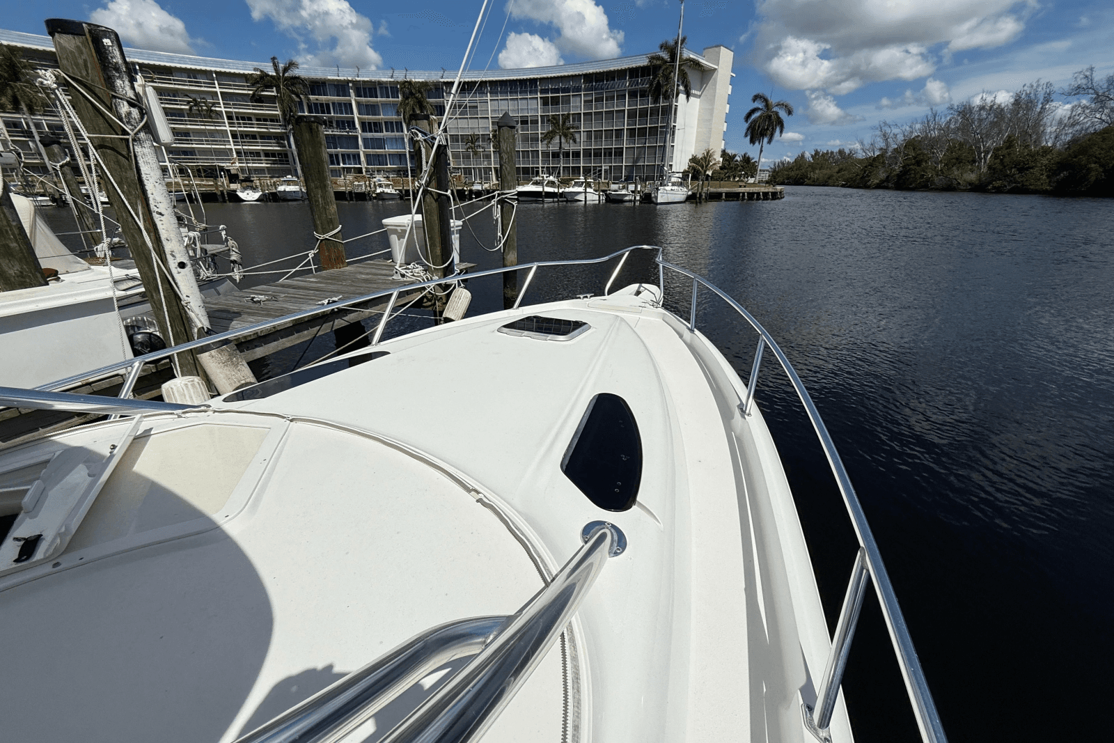 2004 Intrepid 348 WA - Photo 10