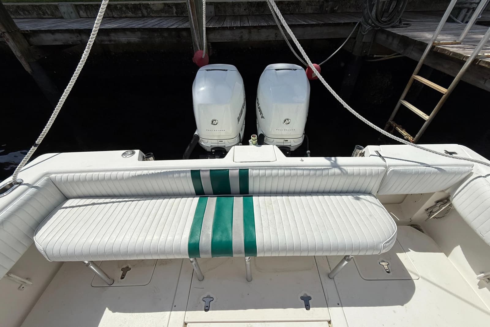 2004 Intrepid 348 WA - Photo 13