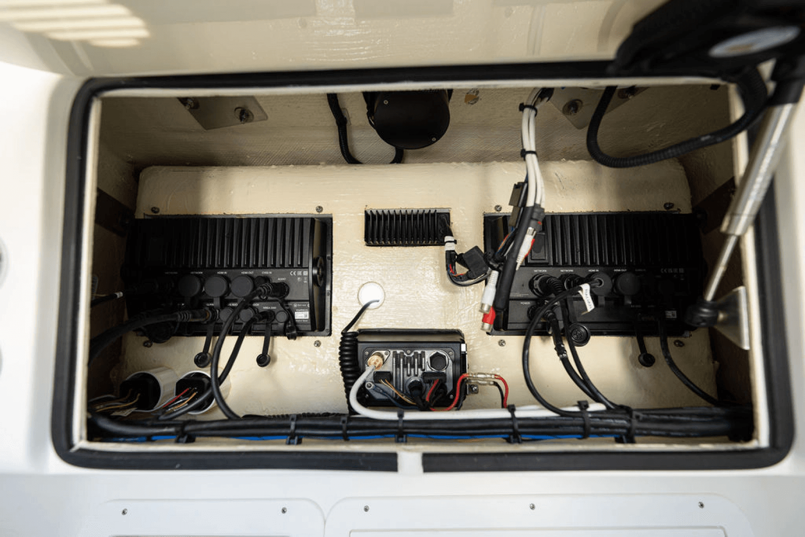 2022 SeaVee 340B - Photo 39