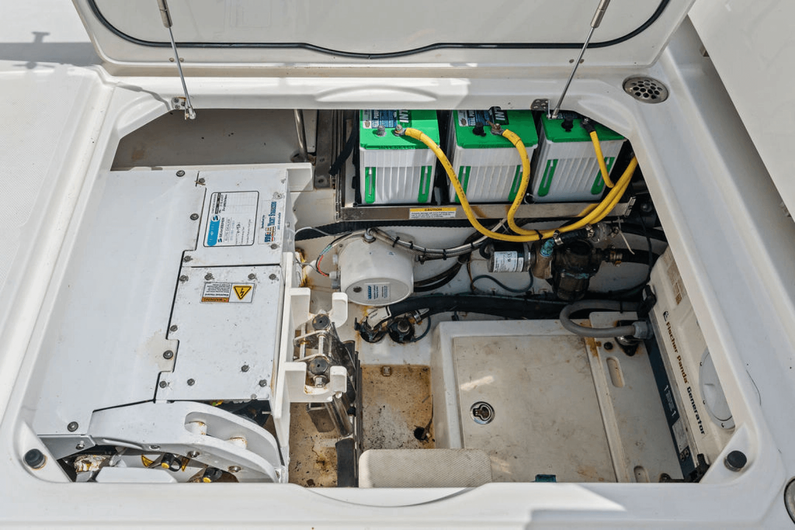 2019 Pursuit 365 DC - Photo 16