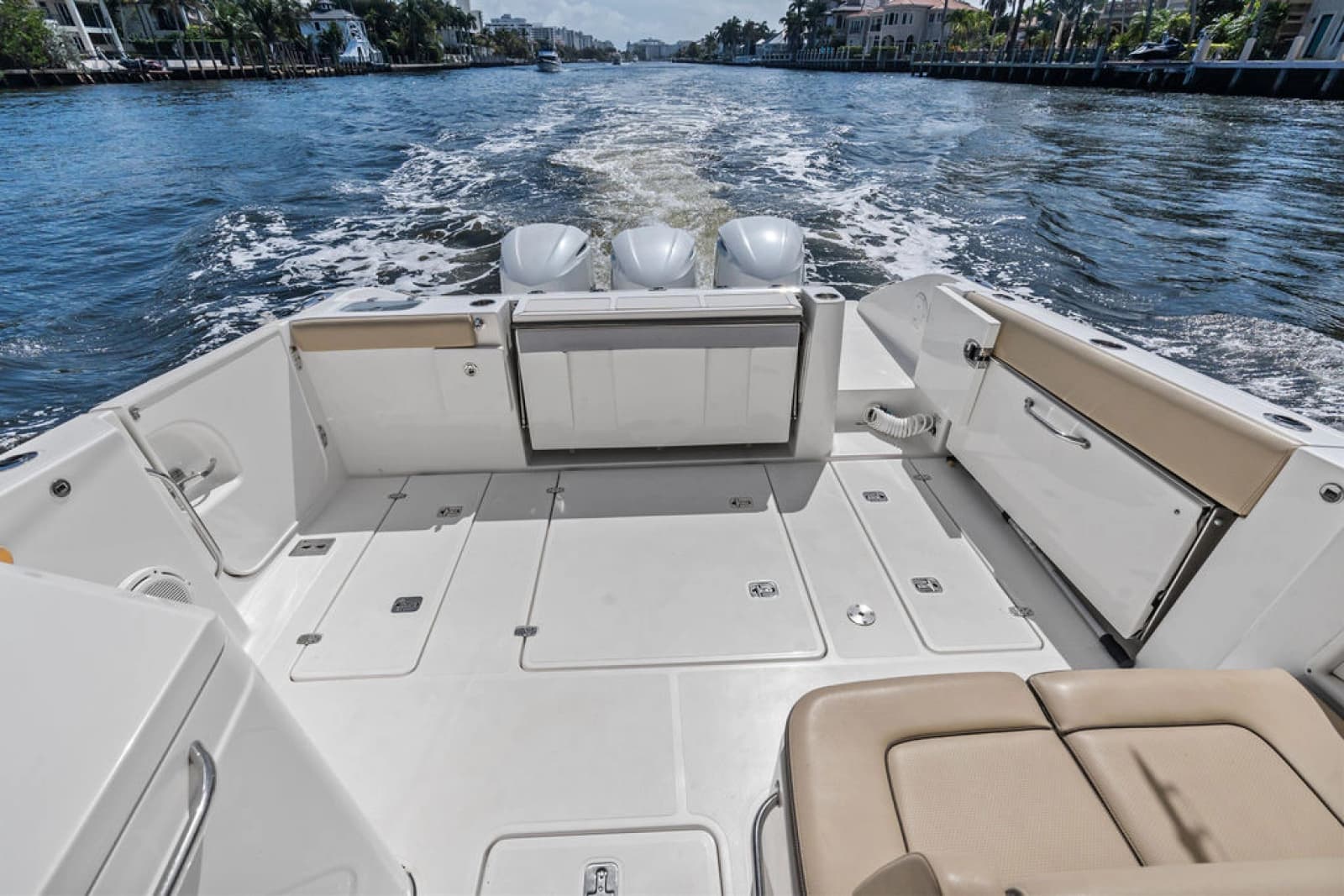 2019 Pursuit 365 DC - Photo 12