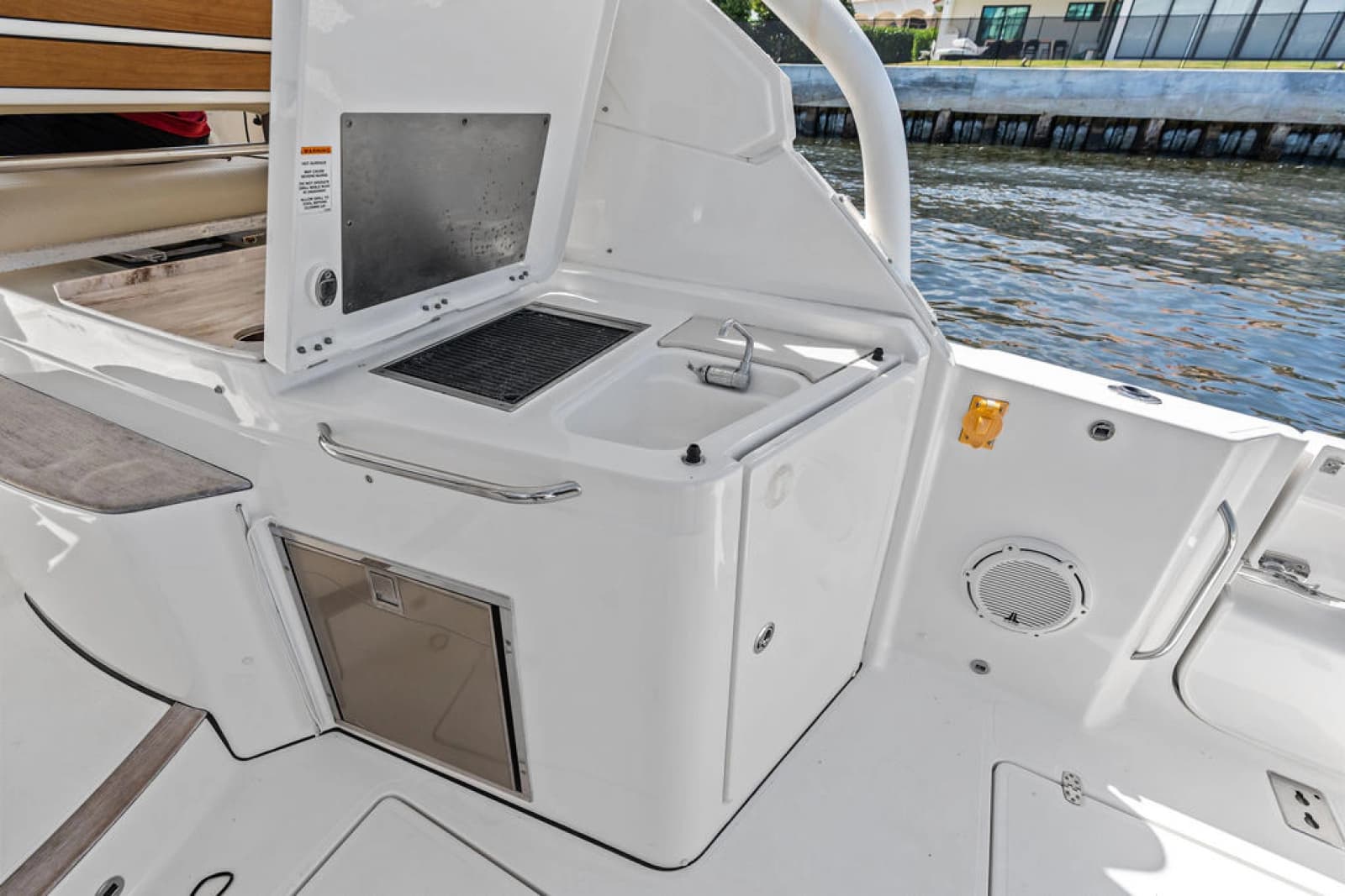 2019 Pursuit 365 DC - Photo 19