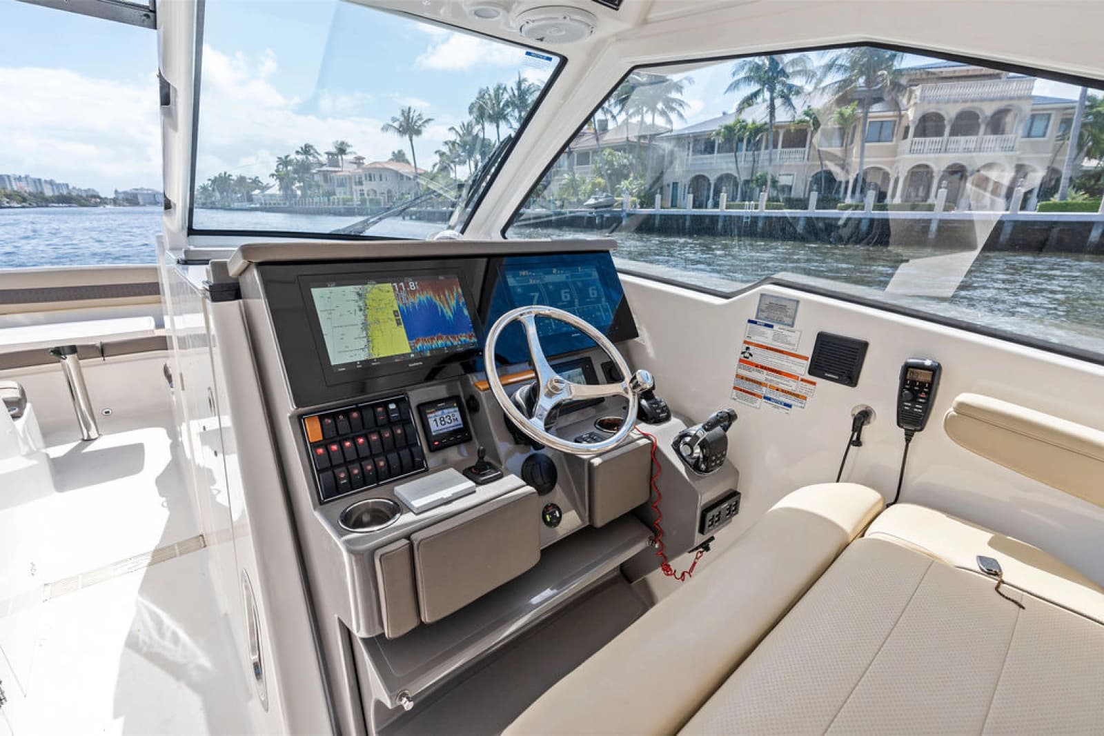 2019 Pursuit 365 DC - Photo 24