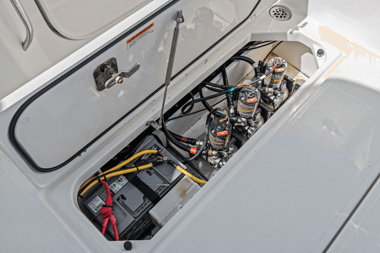2019 Pursuit 365 DC - Photo 15