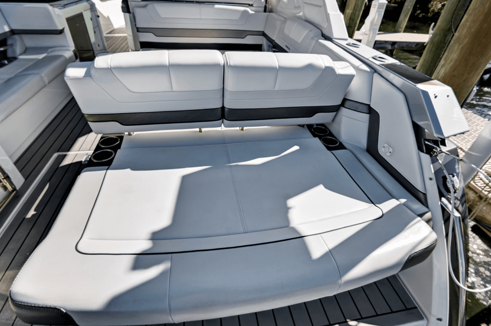 2021 Formula 380 Super Sport Crossover - Photo 19