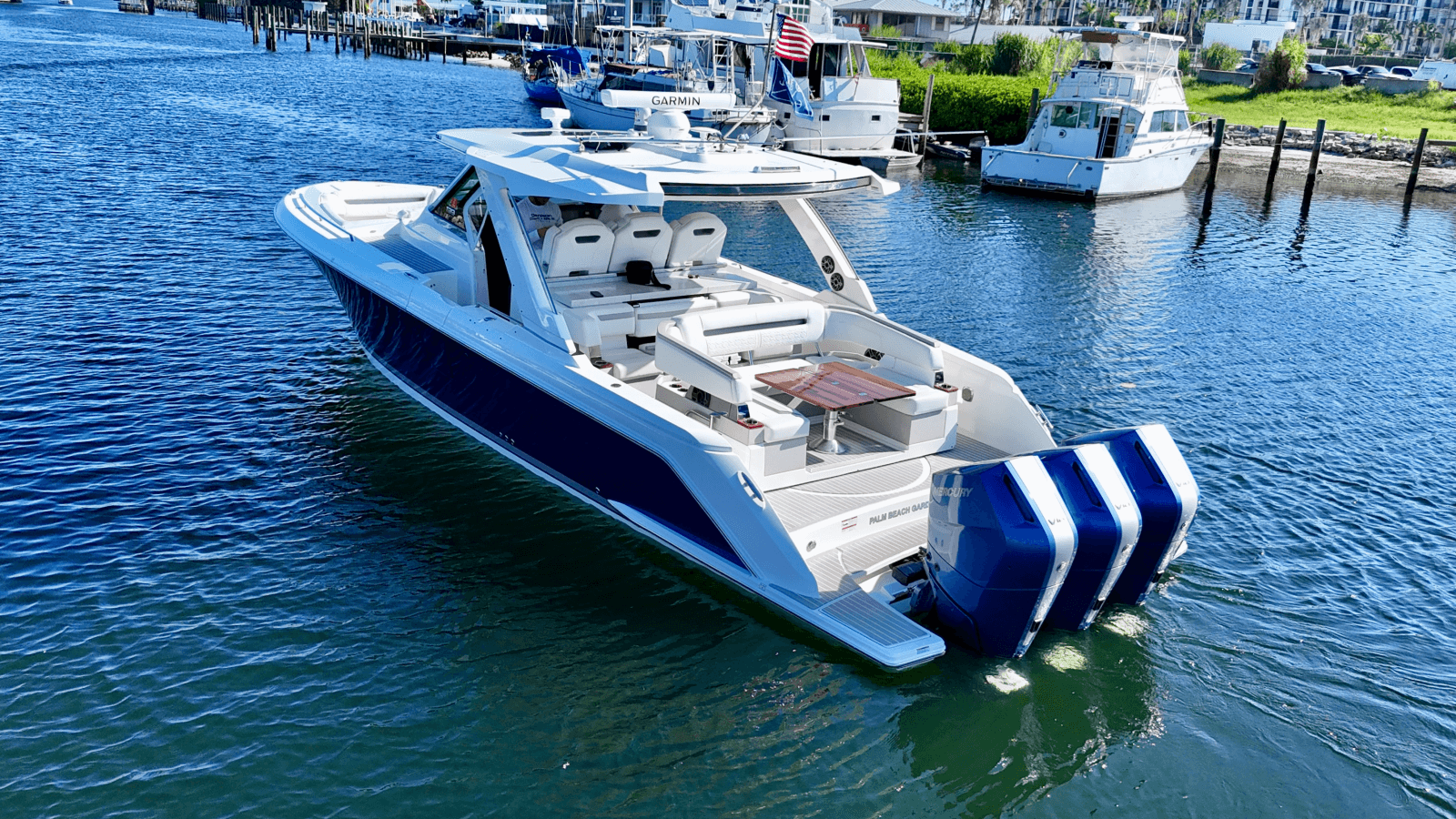 2023 Tiara Yachts 38 LS - Photo 6