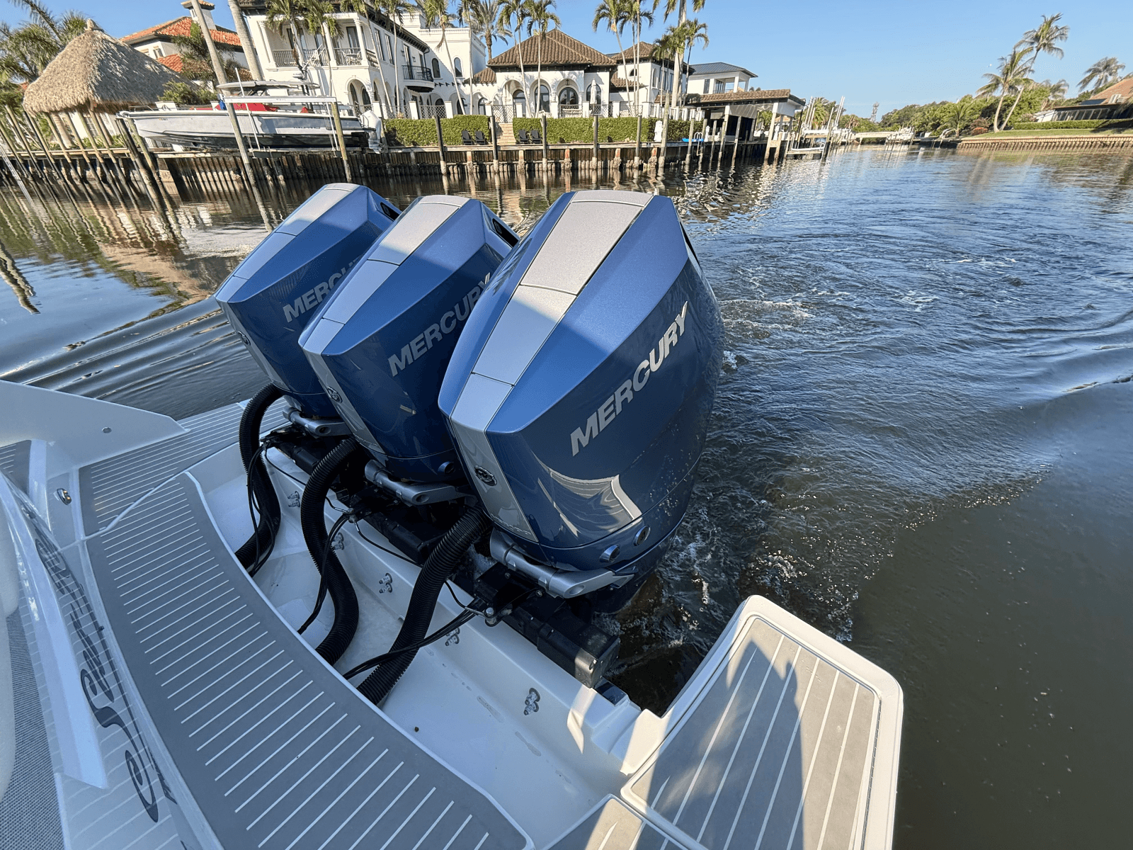2023 Tiara Yachts 38 LS - Photo 37