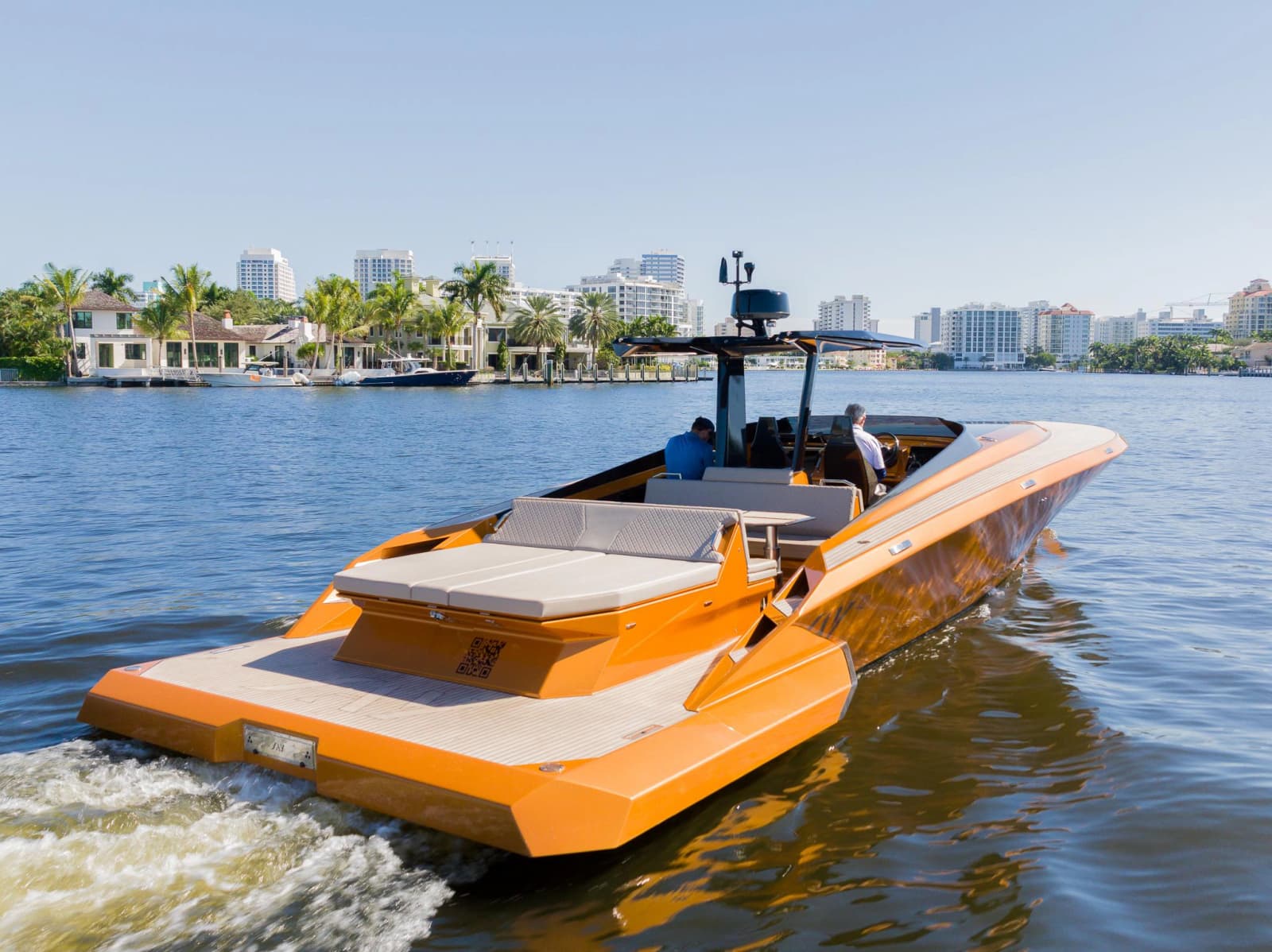 2022 SAY Carbon Yachts 42 Open - Photo 2