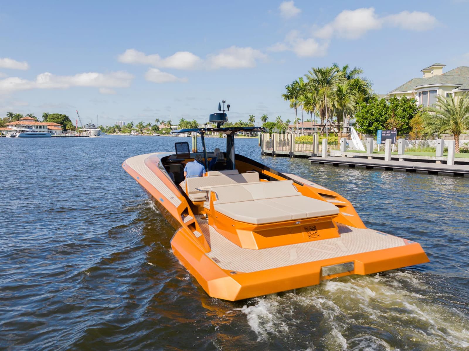 2022 SAY Carbon Yachts 42 Open - Photo 5