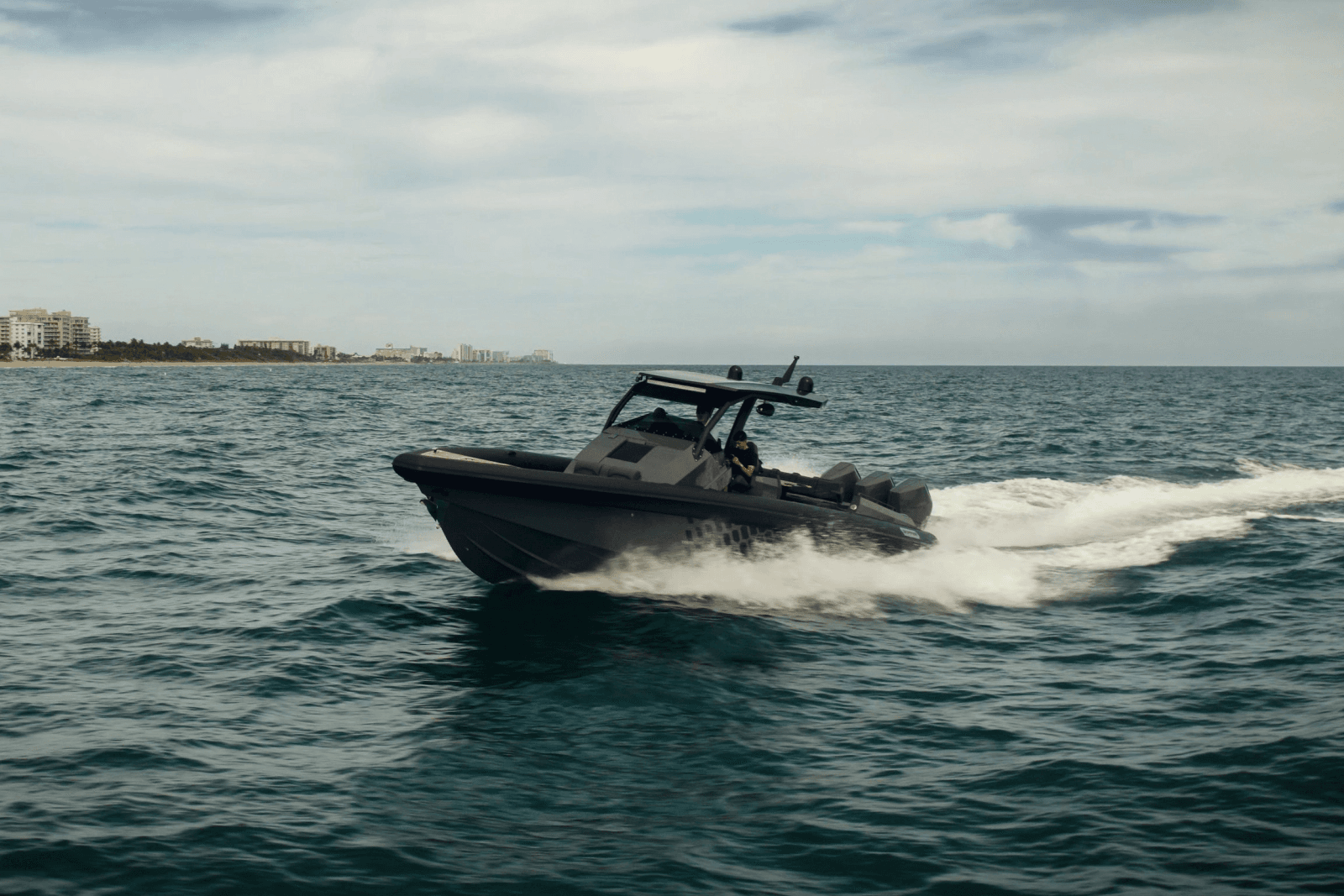 2024 Skipper 42 Carbon Edition - Photo 3