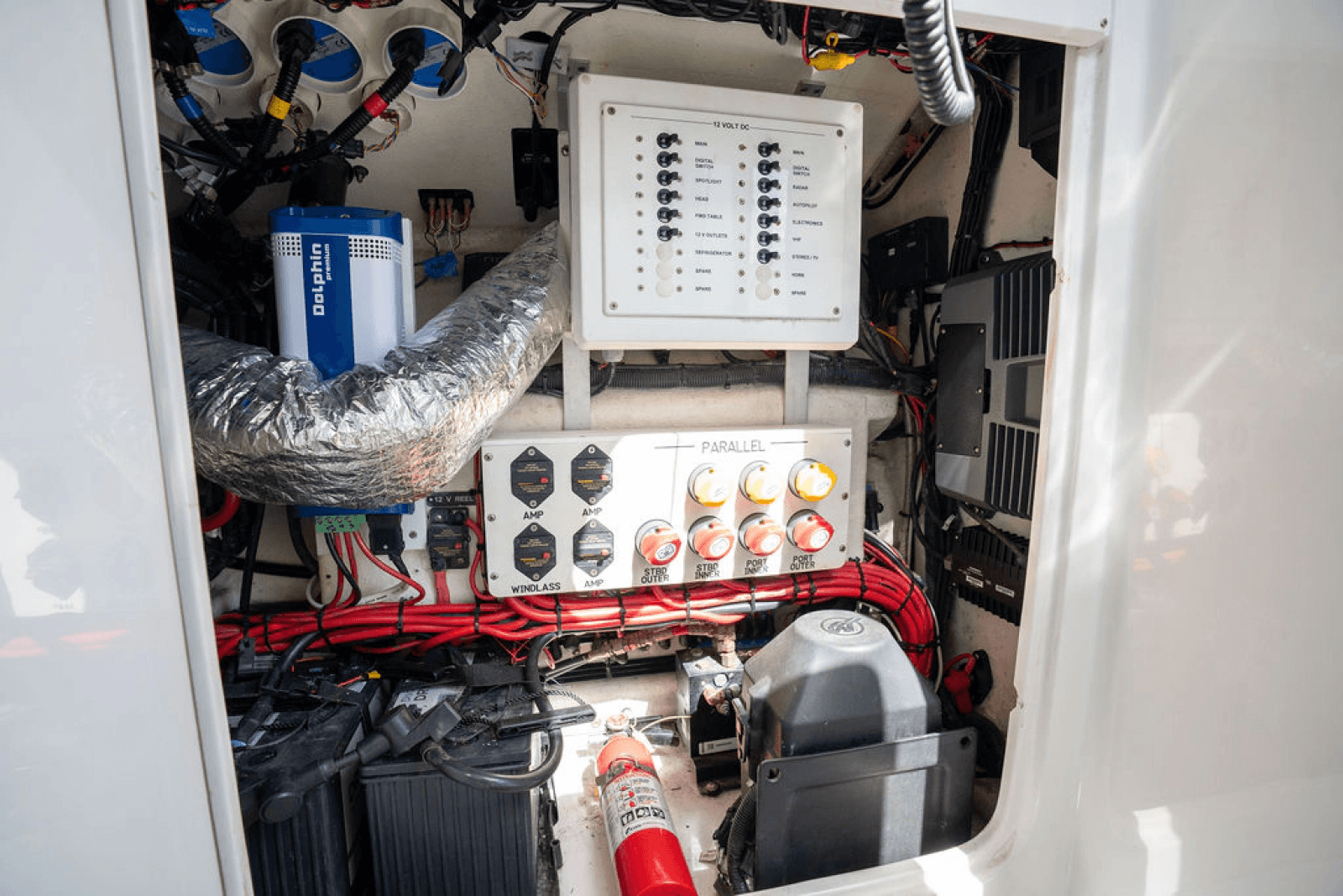 2019 Midnight Express 43 - Photo 29