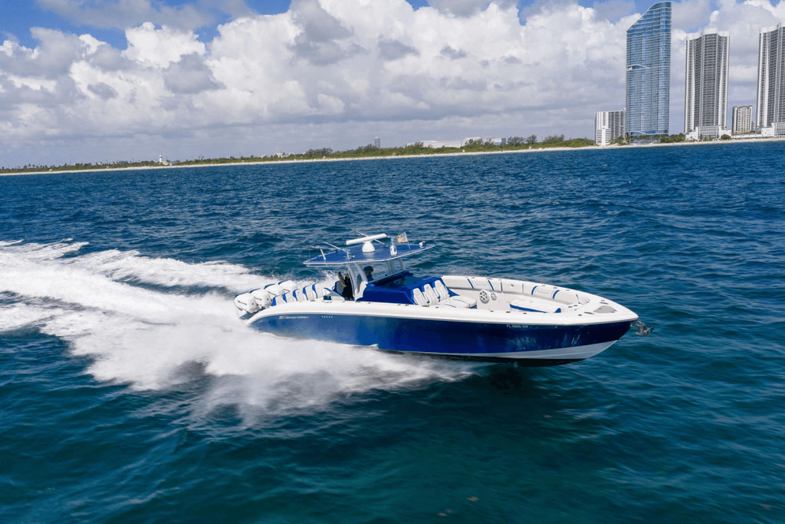 2019 Midnight Express 43 - Photo 35