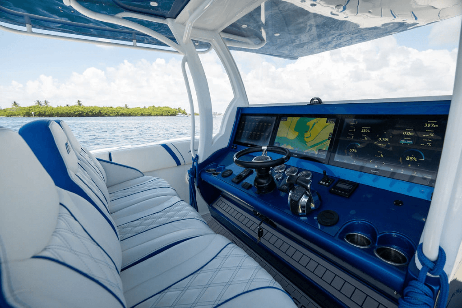 2019 Midnight Express 43 - Photo 6