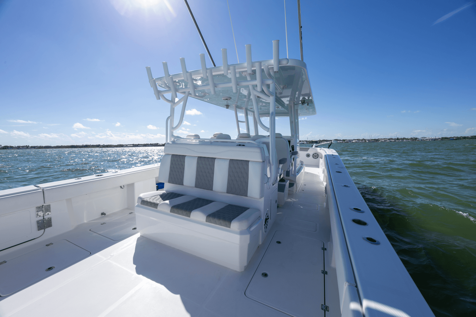 2024 Invincible 46 Catamaran - Photo 9
