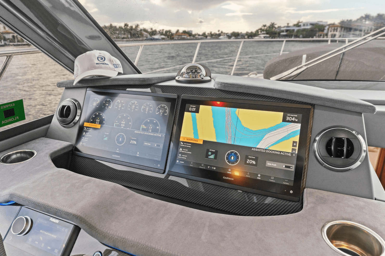 2026 Riviera 4600 Sport Yacht Platinum Edition - Photo 28