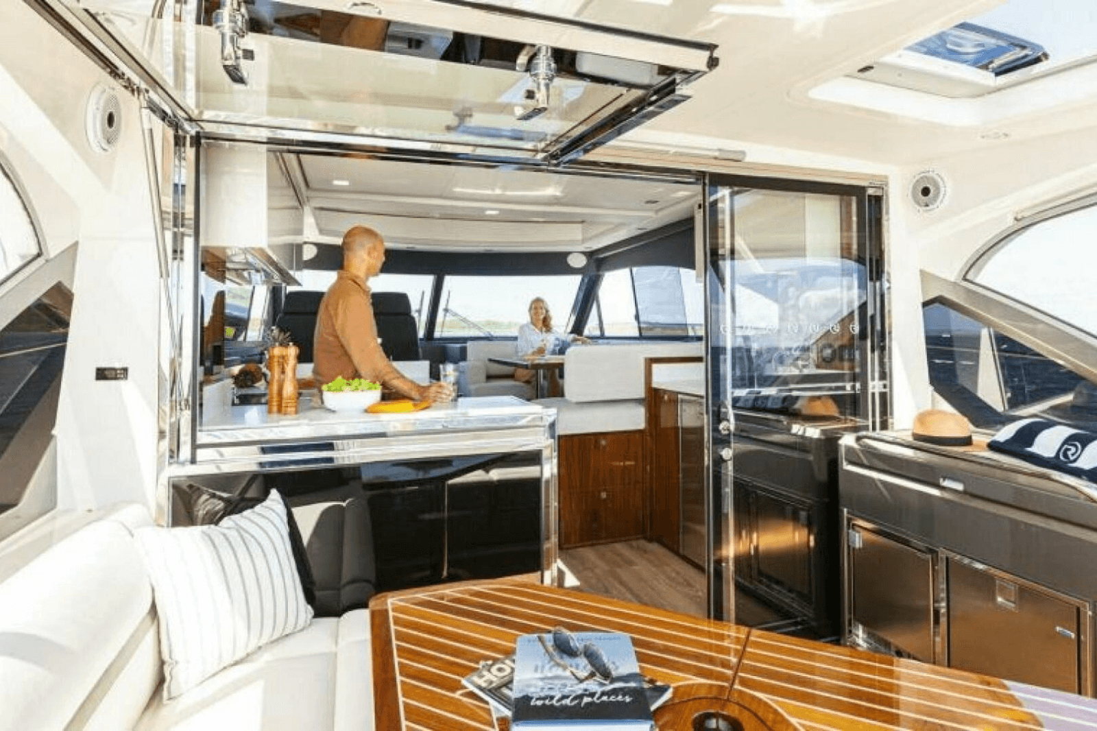 2026 Riviera 4600 Sport Yacht Platinum Edition - Photo 11