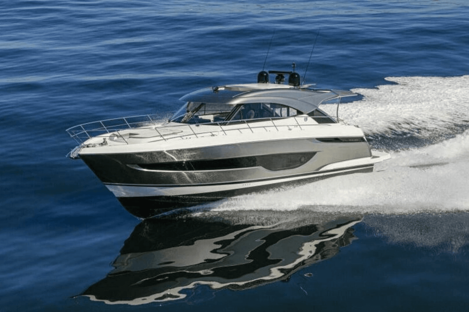 2026 Riviera 4600 Sport Yacht Platinum Edition - Photo 7