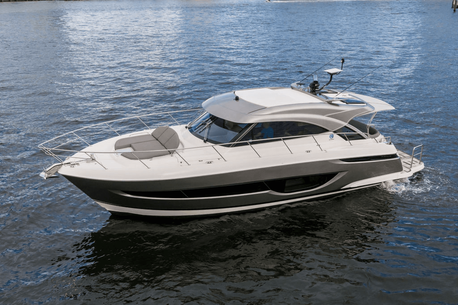 2026 Riviera 4600 Sport Yacht Platinum Edition - Photo 4