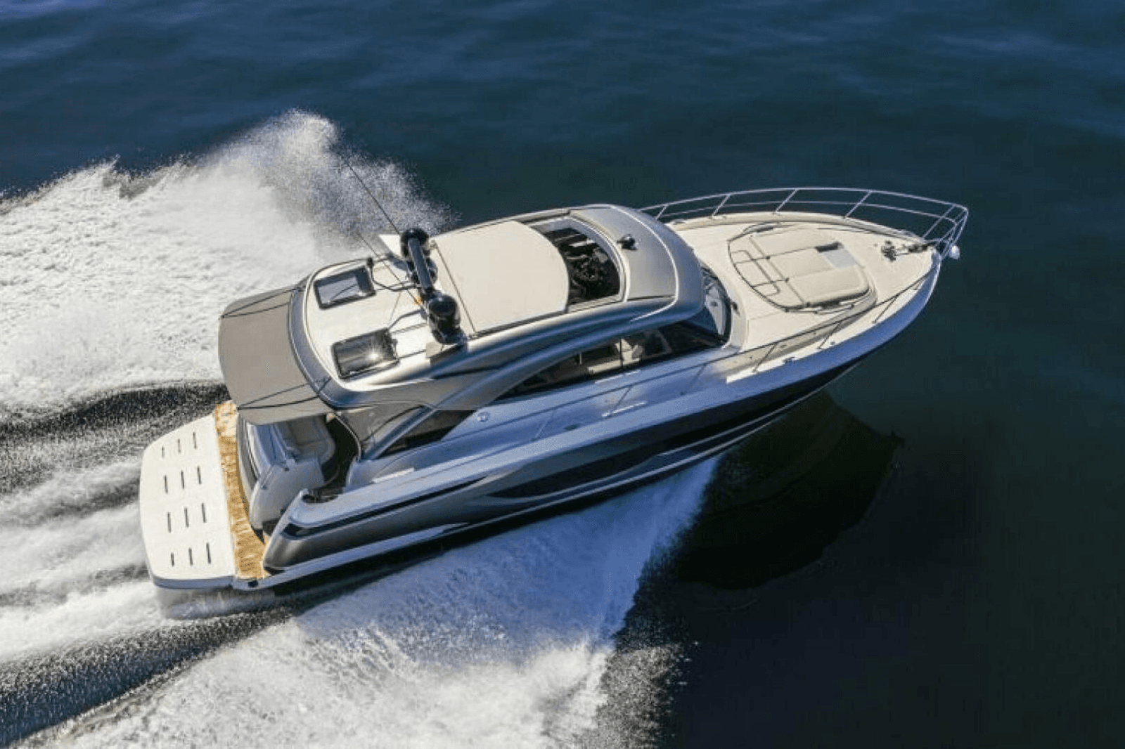 2026 Riviera 4600 Sport Yacht Platinum Edition - Photo 4
