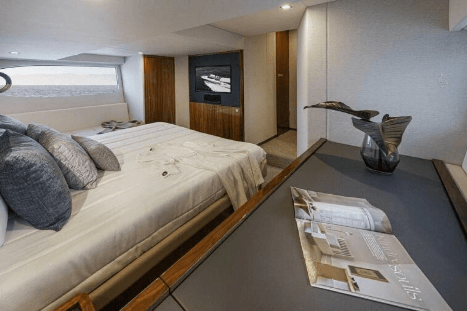 2026 Riviera 4600 Sport Yacht Platinum Edition - Photo 19
