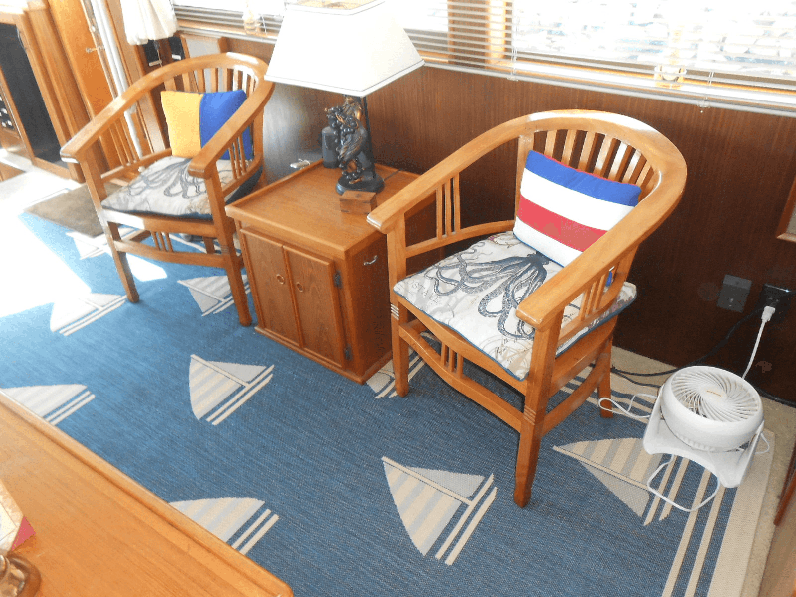 1985 Hatteras 53 Motor Yacht - Photo 11