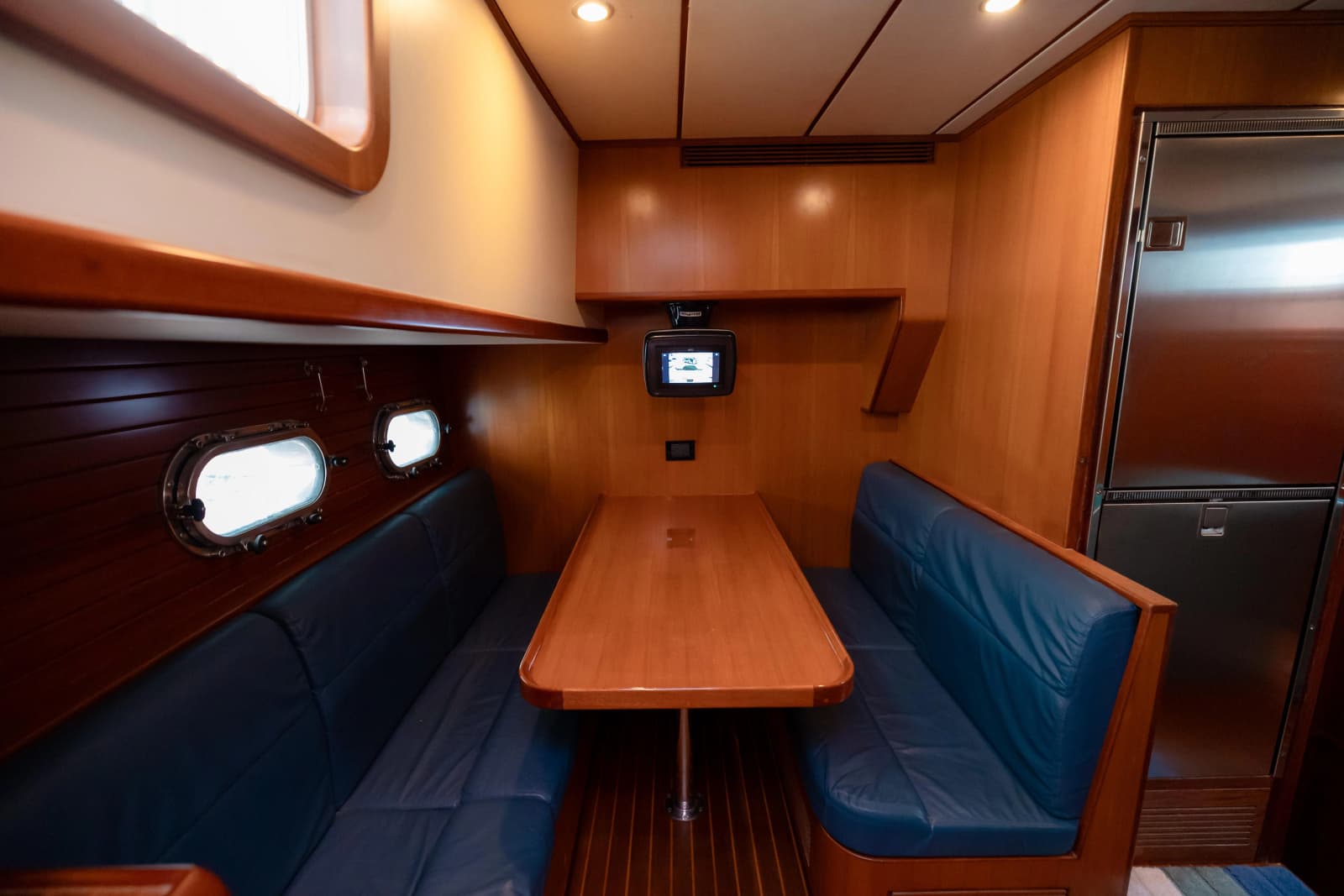 2009 Nordhavn 56 Motorsailer - Photo 27