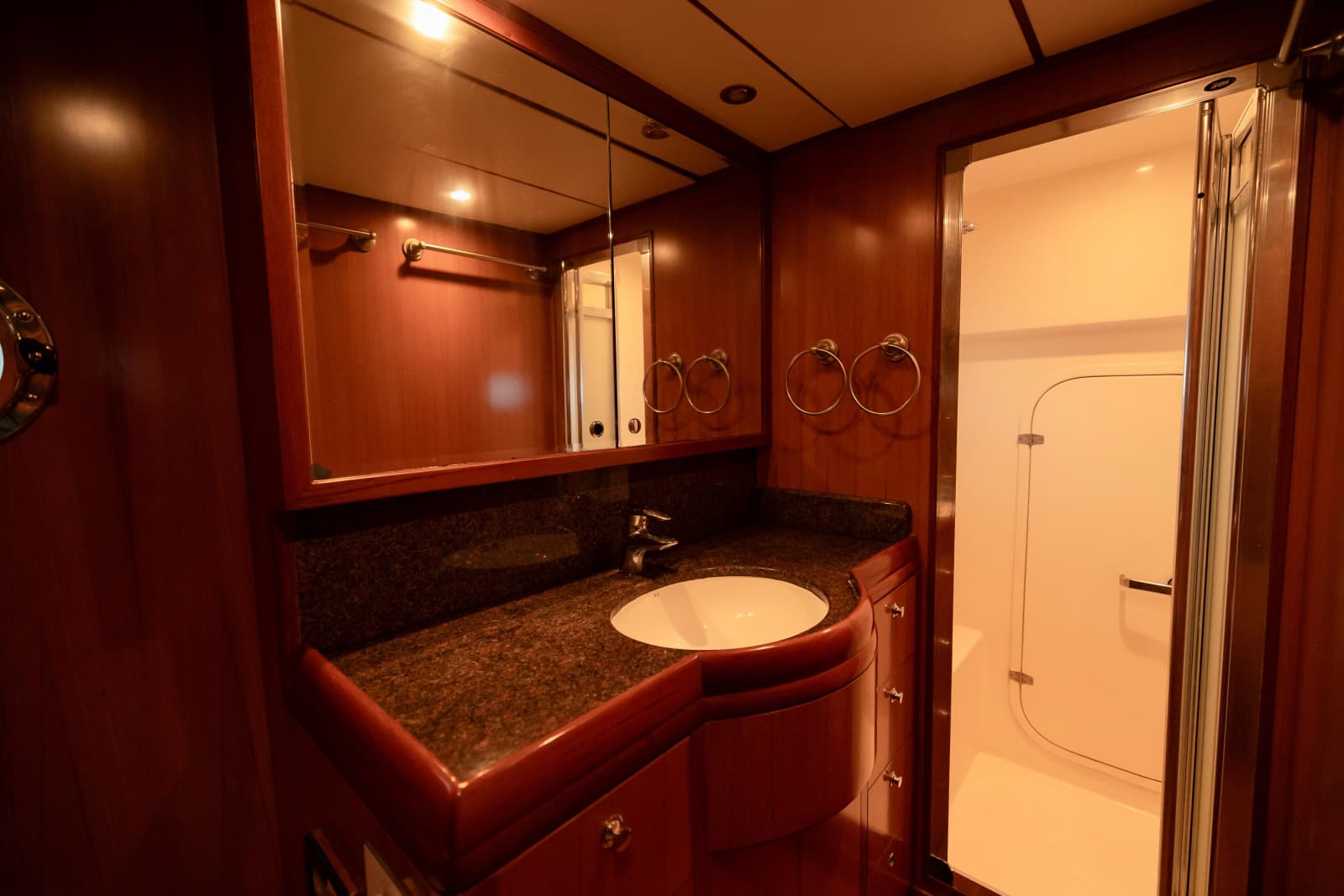 2009 Nordhavn 56 Motorsailer - Photo 34