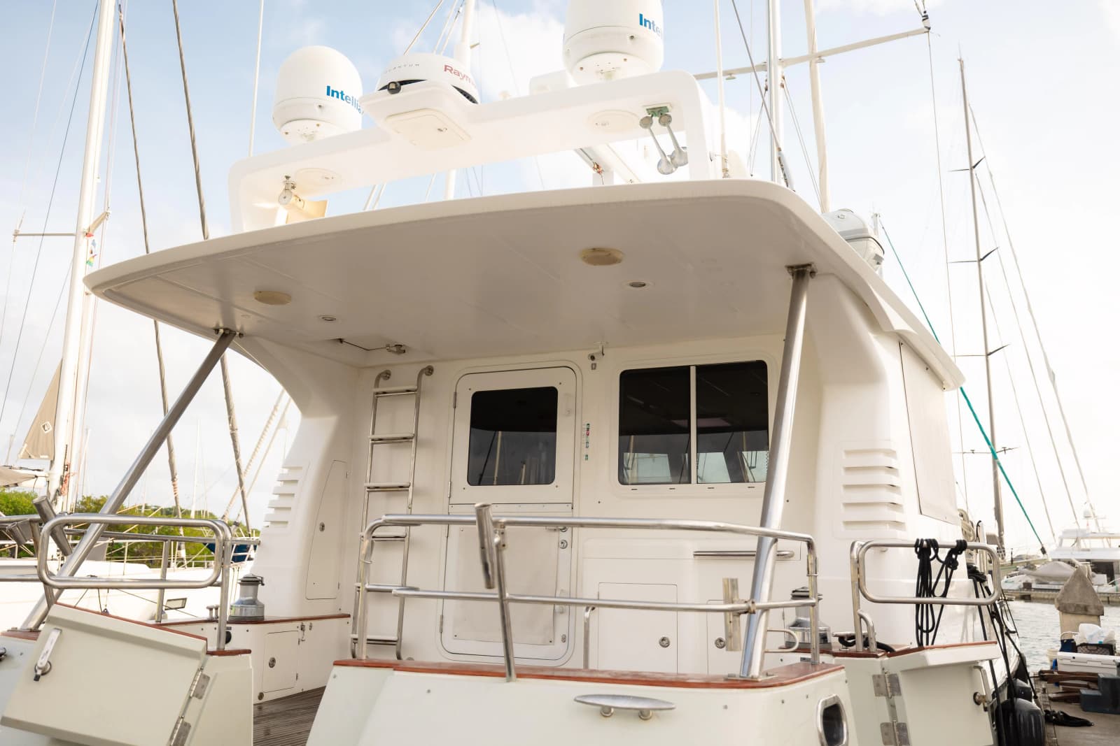 2009 Nordhavn 56 Motorsailer - Photo 10