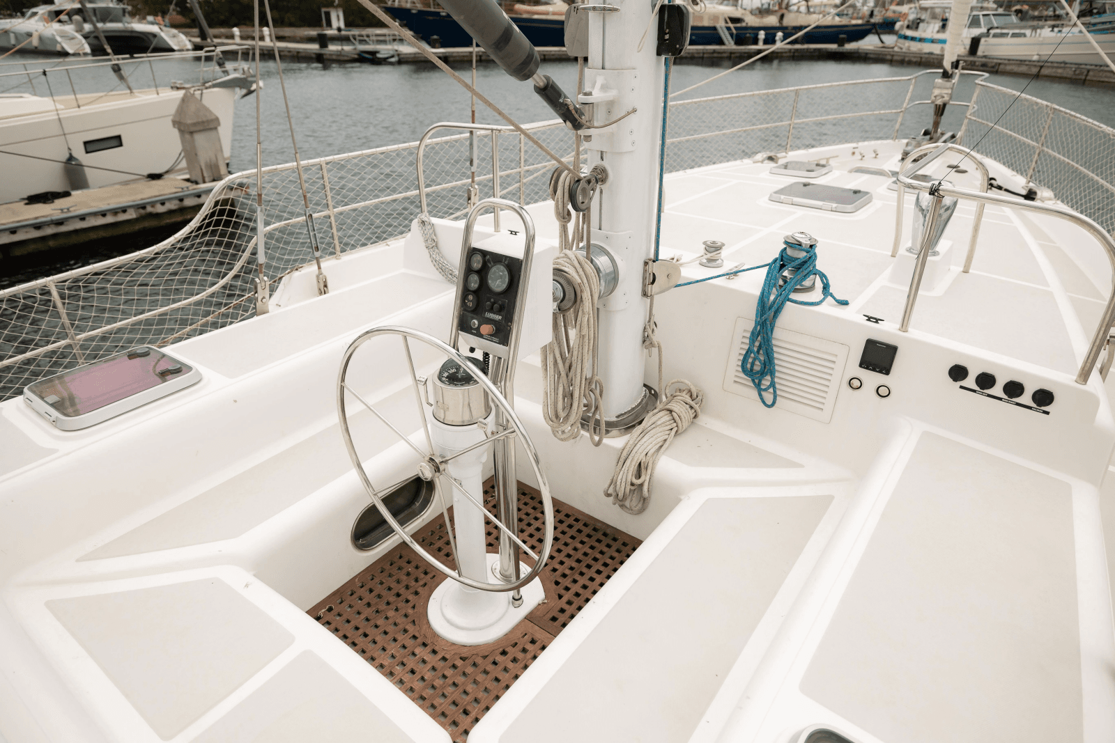 2009 Nordhavn 56 Motorsailer - Photo 13