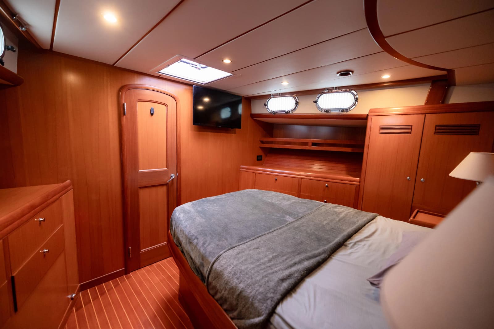 2009 Nordhavn 56 Motorsailer - Photo 33