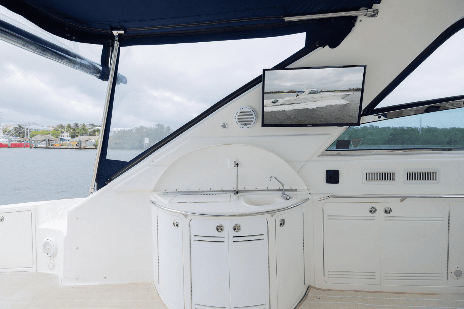 2005 Sea Ray 600 Sun Sport - Photo 16
