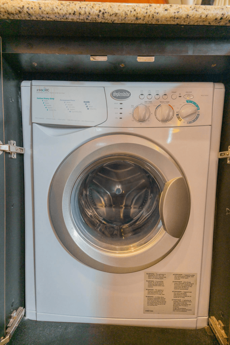 2005 Sea Ray 600 Sun Sport - Photo 36