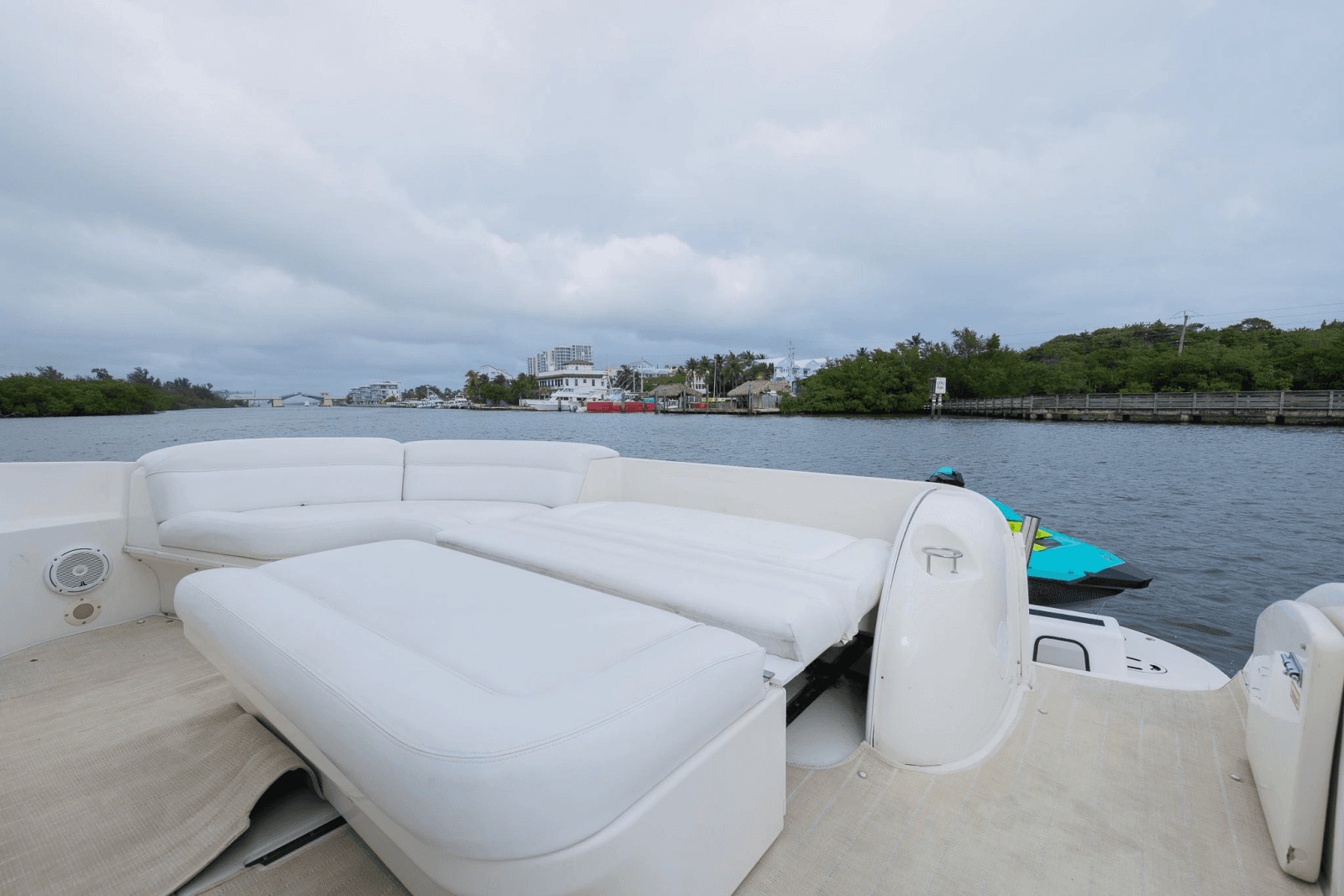 2005 Sea Ray 600 Sun Sport - Photo 25