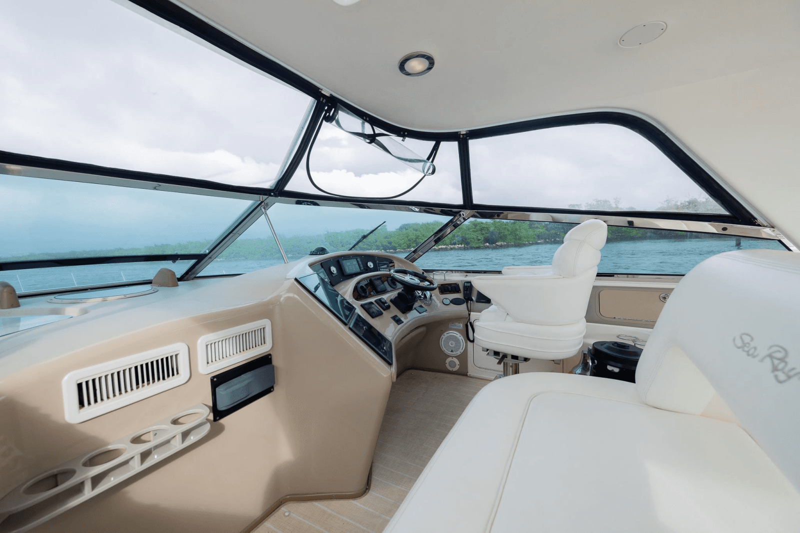2005 Sea Ray 600 Sun Sport - Photo 12