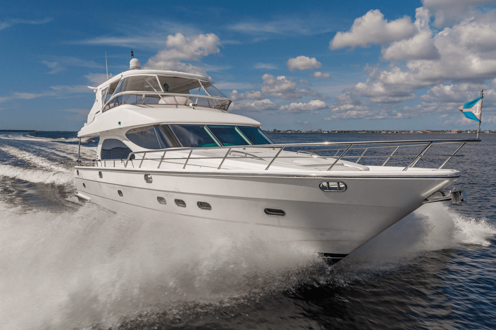 2003 Horizon 64 - Photo 9