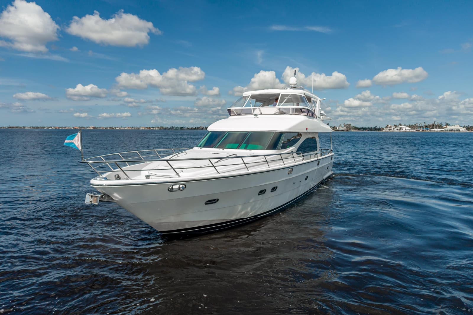 2003 Horizon 64 - Photo 4