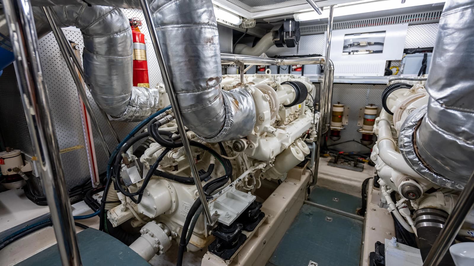 2003 Horizon 64 - Photo 64