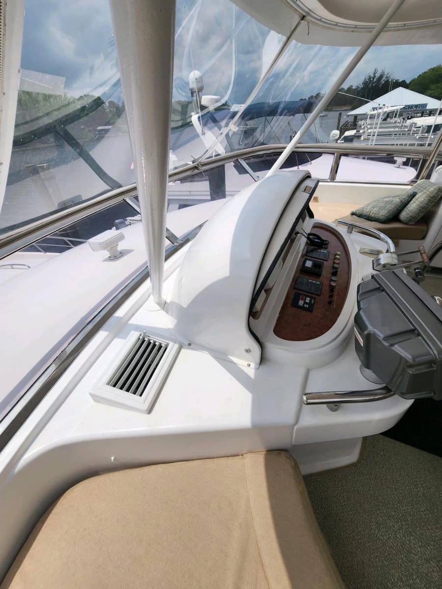 2003 Horizon 64 - Photo 41