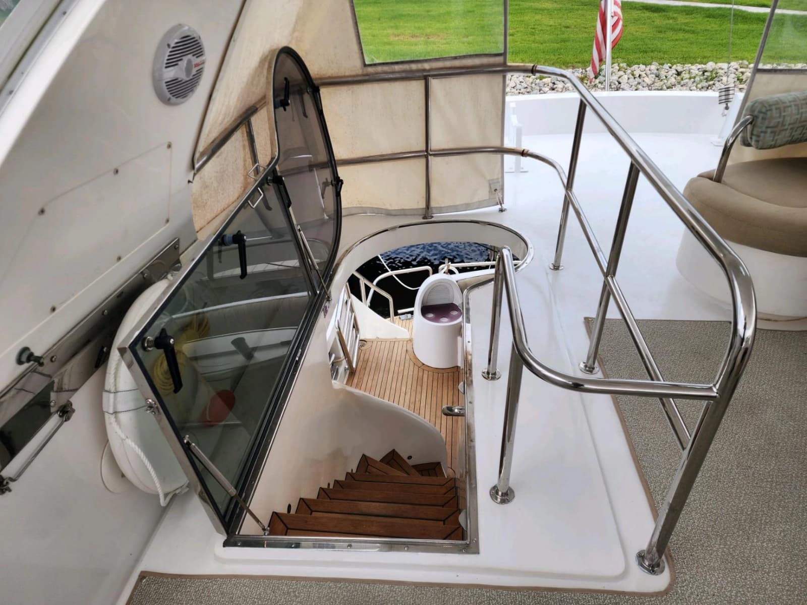 2003 Horizon 64 - Photo 78