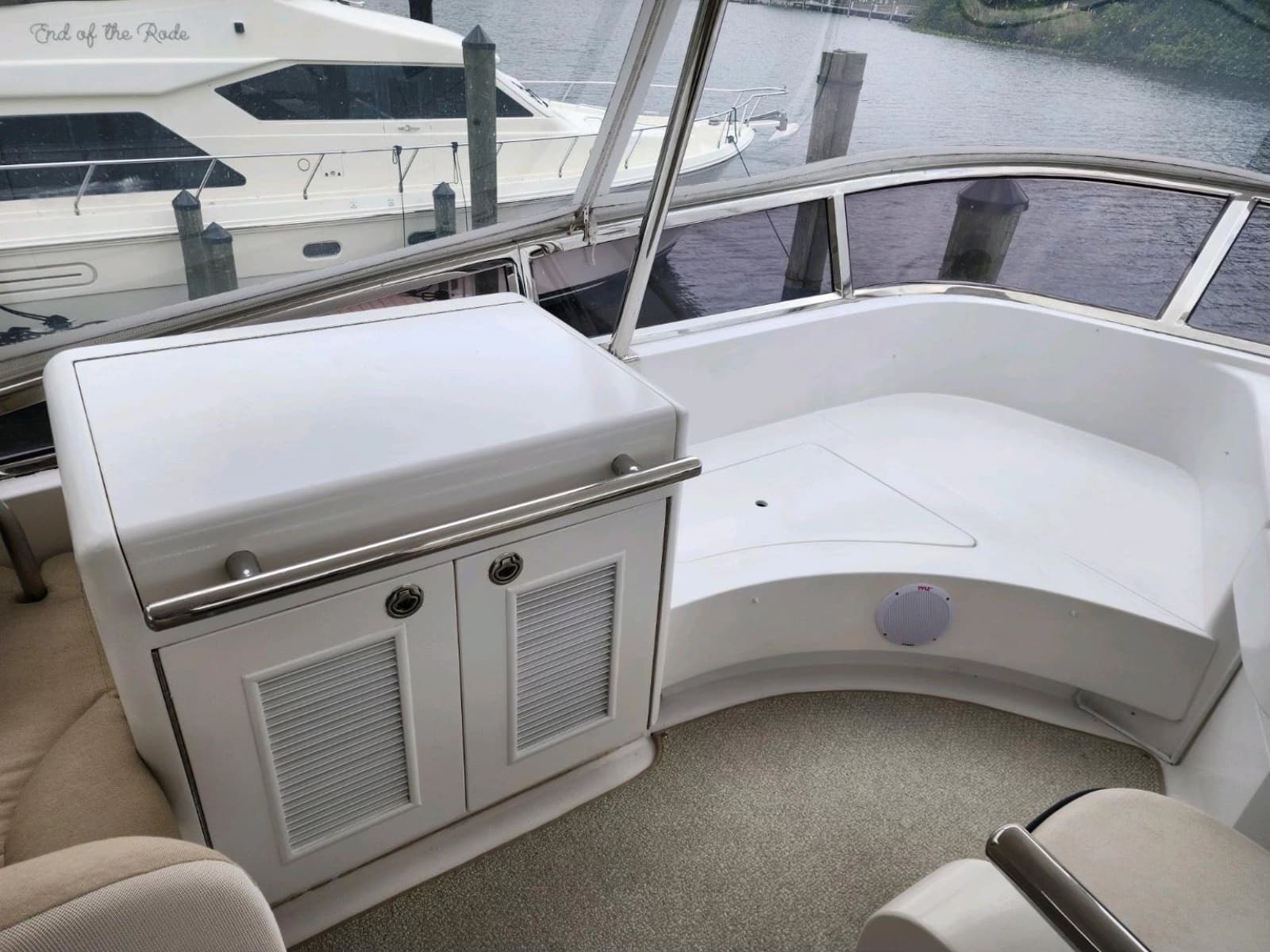 2003 Horizon 64 - Photo 43