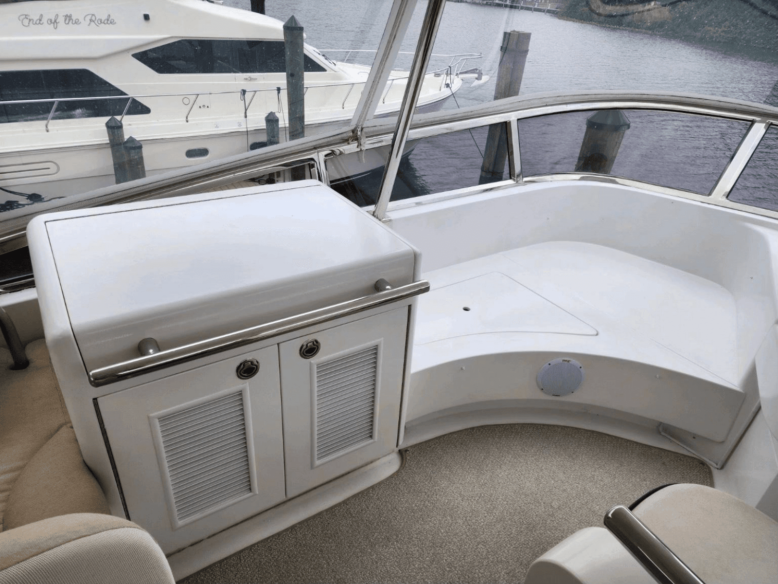2003 Horizon 64 - Photo 43